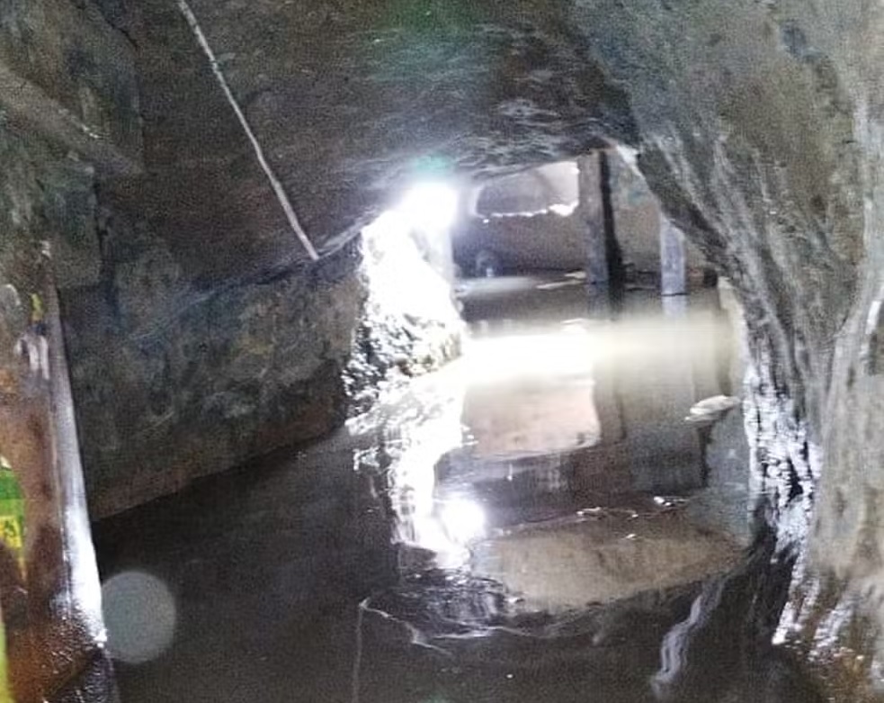 Túnel para fuga em massa é descoberto em presídio de Bangu