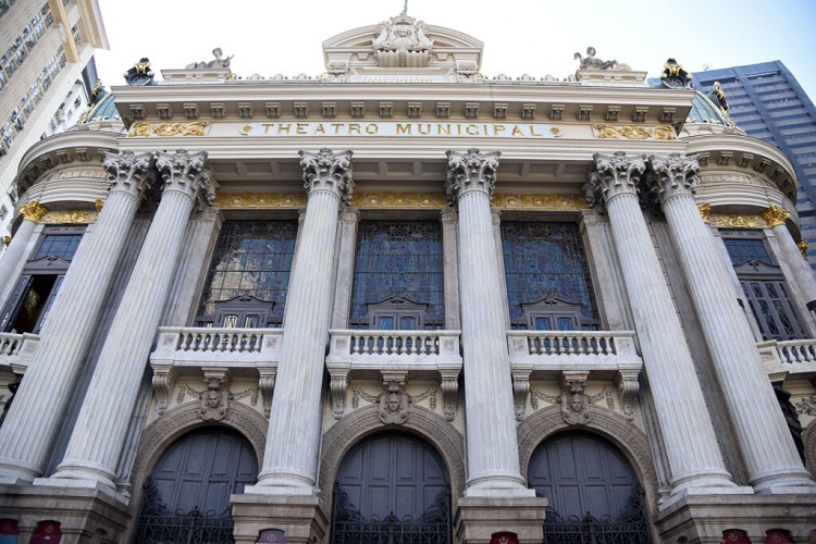 ESPM transforma Ópera Le Villi em experiência digital no Theatro Municipal do Rio