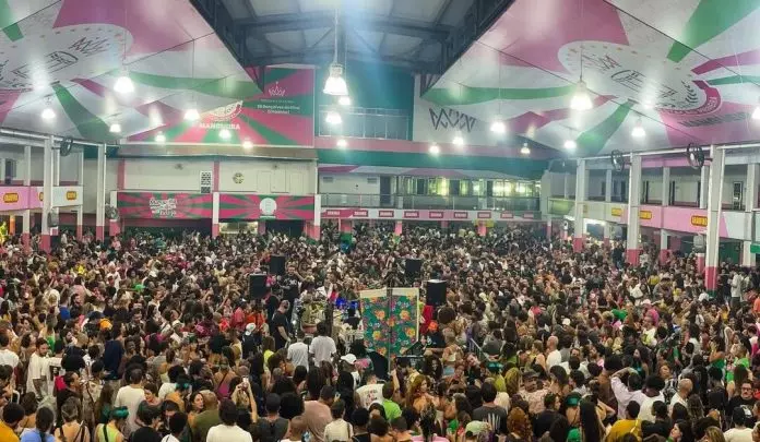 Samba da Volta retorna à quadra da Mangueira neste domingo